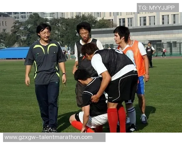 南京足球队运营分析：成败得失与未来发展方向探讨