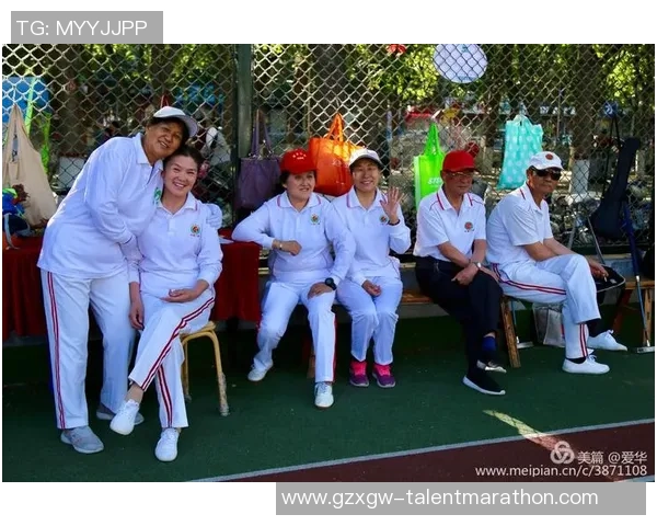 李敏独家分享网球技巧与心得助你提升球技的秘诀与经验总结