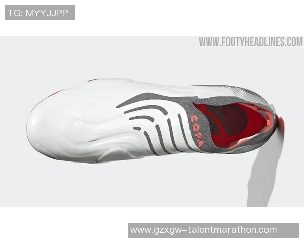 足球明星平板保护壳让你的设备更具个性与时尚感